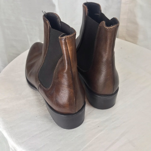 BROWN’S women booties sz 6 - Picture 3 of 10